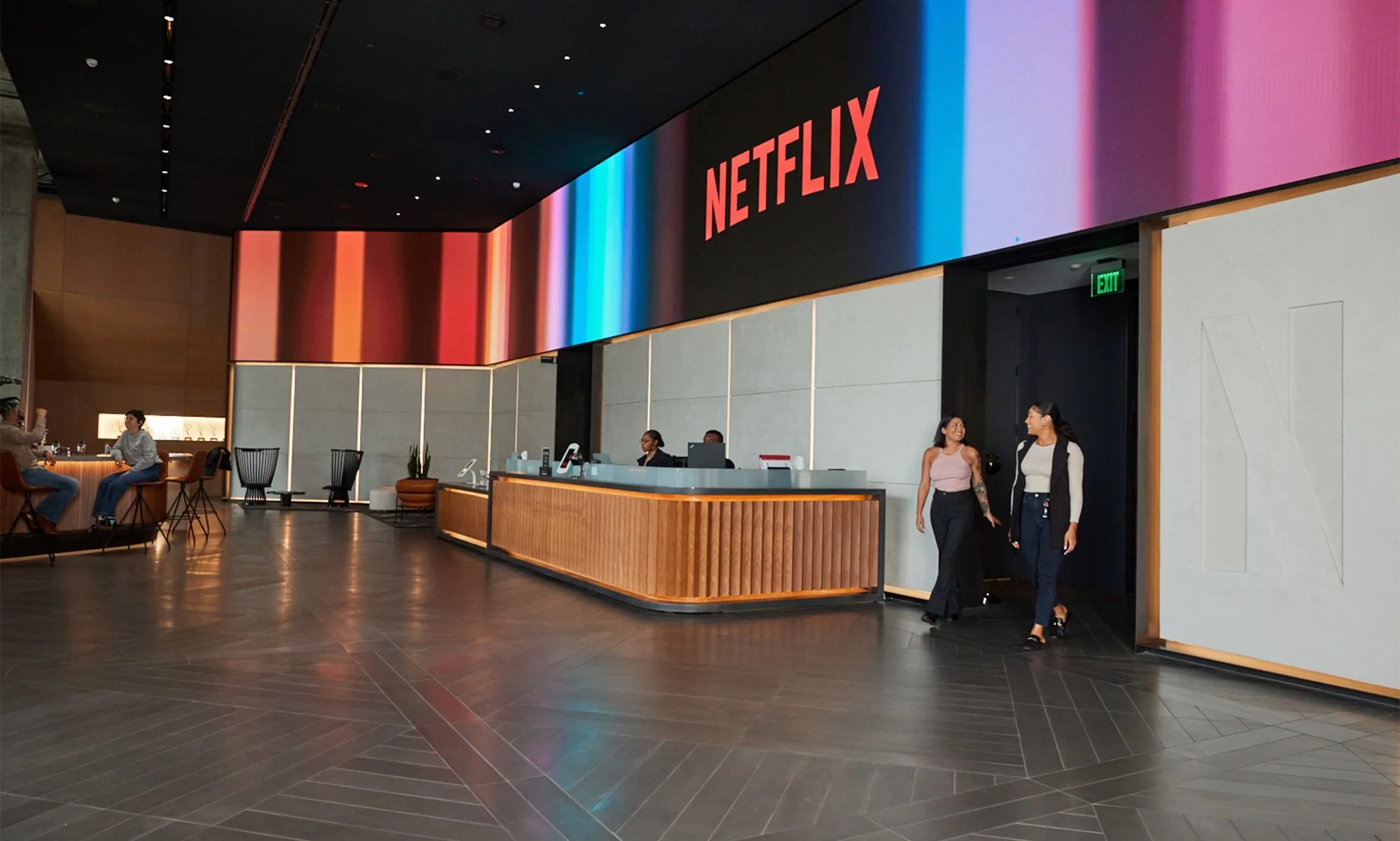Netflix Düştü: Reed Hastings Kuruldan Ayrılıyor, 2Ç Rehberliği Zayıf