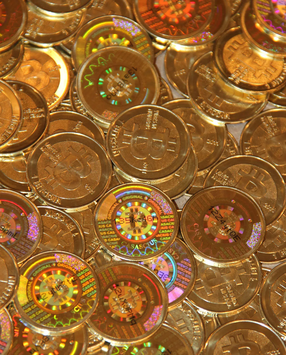 Bitcoin Warsh duruşması öncesi kırılma bölgesi 76.000$ üzerinde işlem görüyor