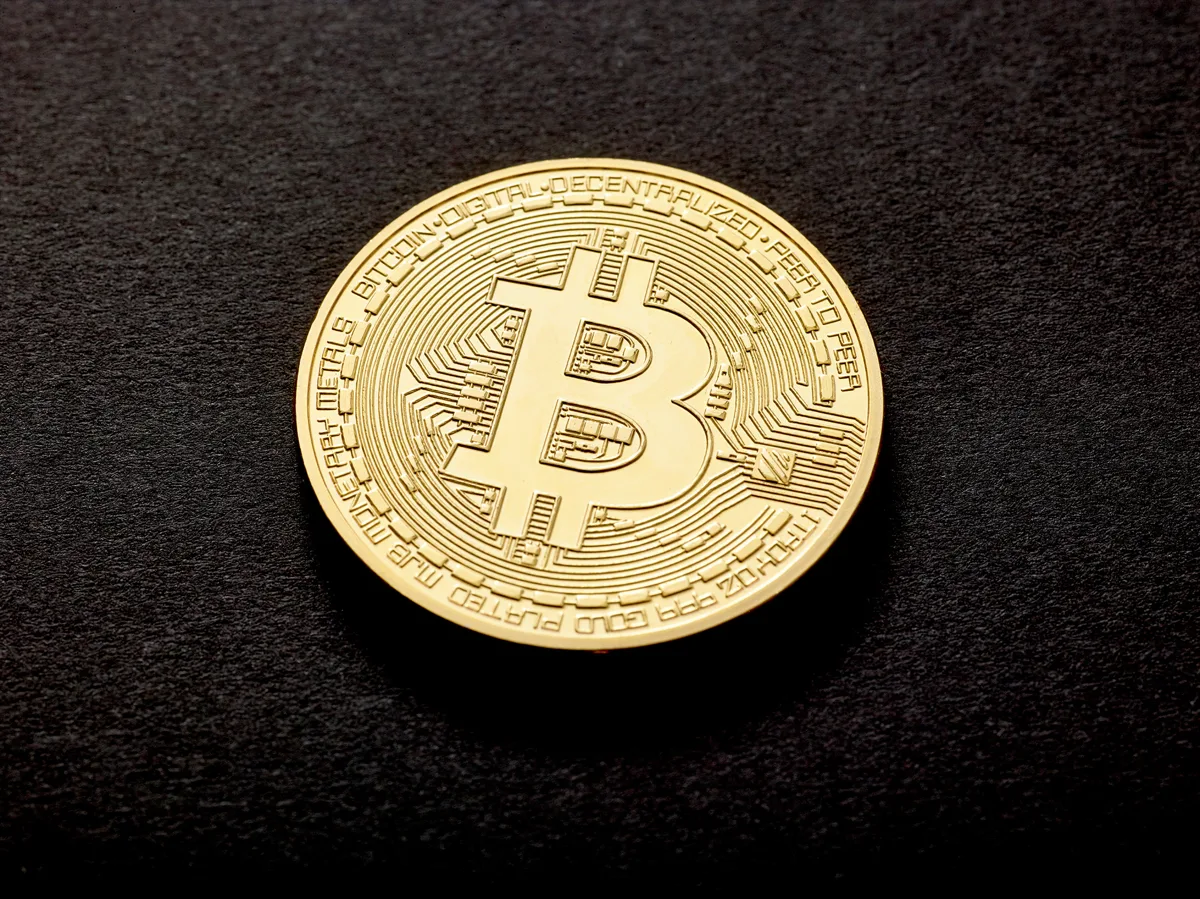 Bitcoin pressured by Fed uncertainty and oil-driven inflation