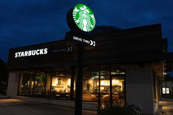 Starbucks Speeds Store Traffic: Customers Return Faster Than Expected