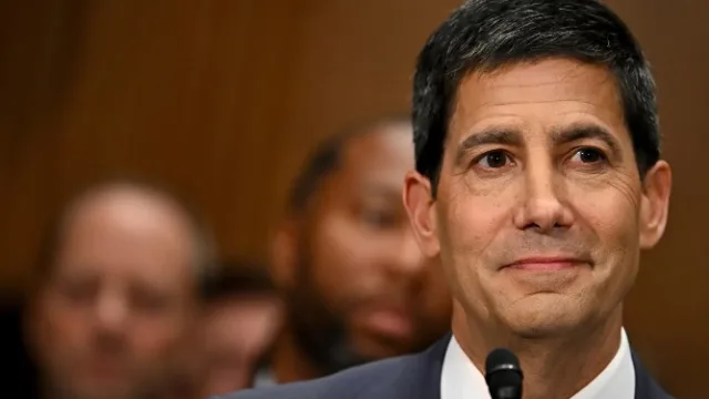 Warsh Approved: Fed Chair Nomination Clears Senate Banking Panel