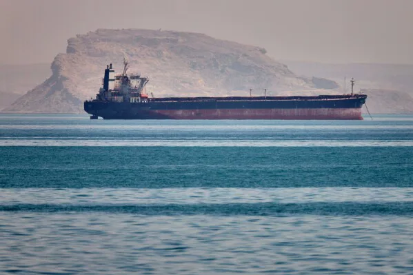 Strait of Hormuz: Trump Pauses 'Project Freedom' as Iran, China Meet