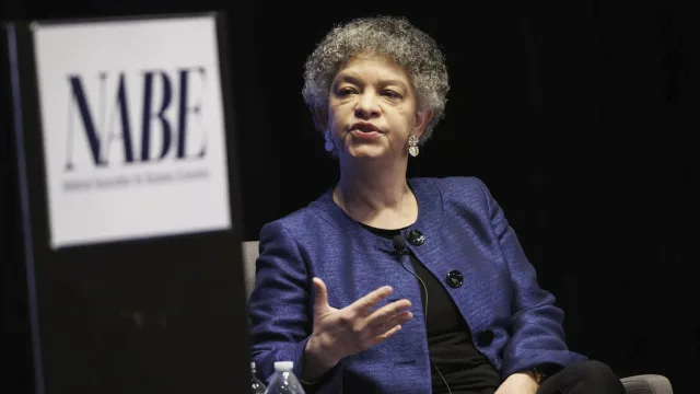 Boston Fed President Collins: Rates Should Remain Steady for a While