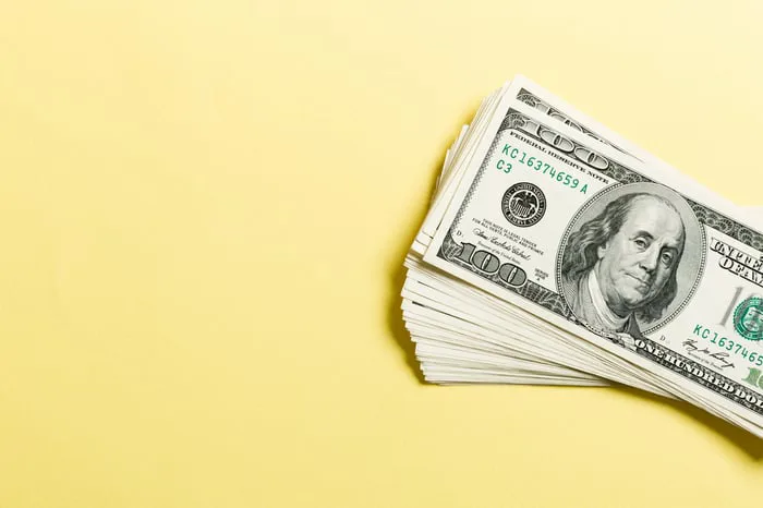S&P 500 ile Ayda 200$ Yatırım: 30 Yılda Birikiminiz Ne Kadar Olur?