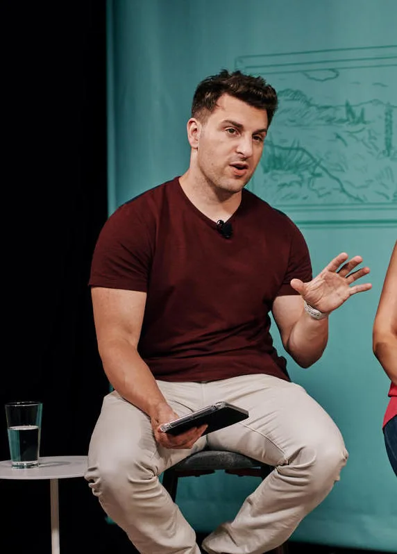 Airbnb CEO Chesky: Otel, Araç ve Yapay Zeka Hamlesiyle Strateji Değişti