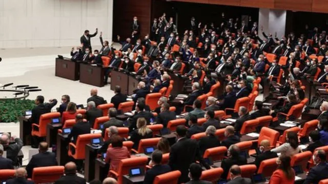Vergi düzenlemeleri içeren kanun teklifi TBMM'de kabul edildi
