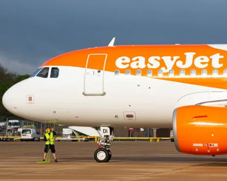 easyJet yaz rezervasyonları geriliyor; İran savaşı ve yakıt maliyeti