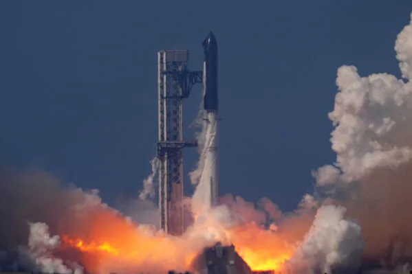 SpaceX’s Starship V3 completes debut test flight from Texas