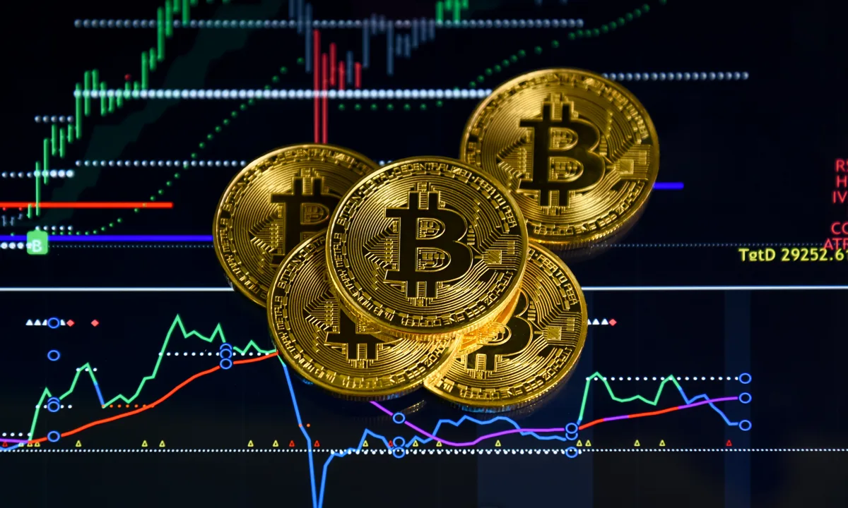 Bitcoin falls to $74.5k, set for weekly loss amid geopolitics