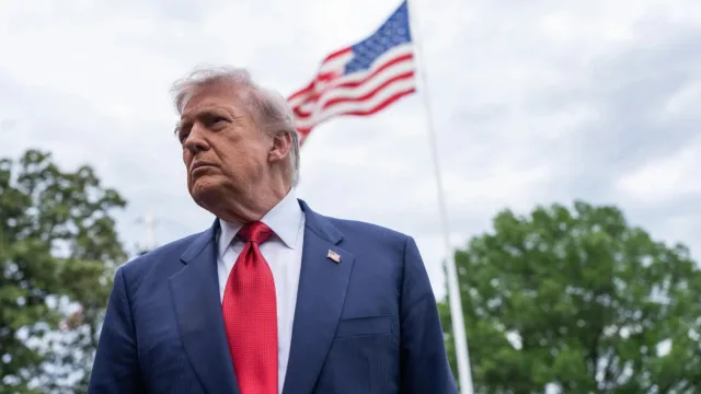Trump Evaluates 'Plan B' for Iran with Top Security Officials