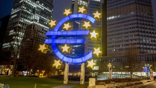 AMB'den Euro Bölgesi uyarısı: Orta Doğu savaşı, borç ve değerlemeler