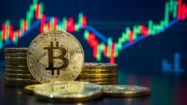 Bitcoin cooling: US-Iran strikes trigger rapid price drop amid turmoil