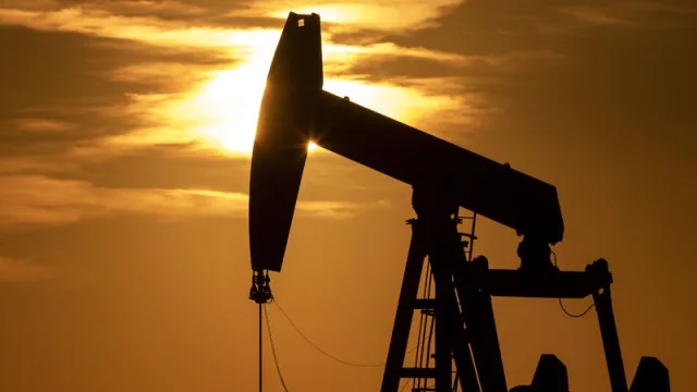 Petrol, ABD'nin İran'a yönelik saldırıları sonrası toparlanma gösterdi