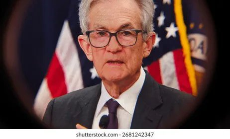 Fed Raises 2028 Growth Outlook, Adopts Hawkish Stance Amid Inflation Concerns