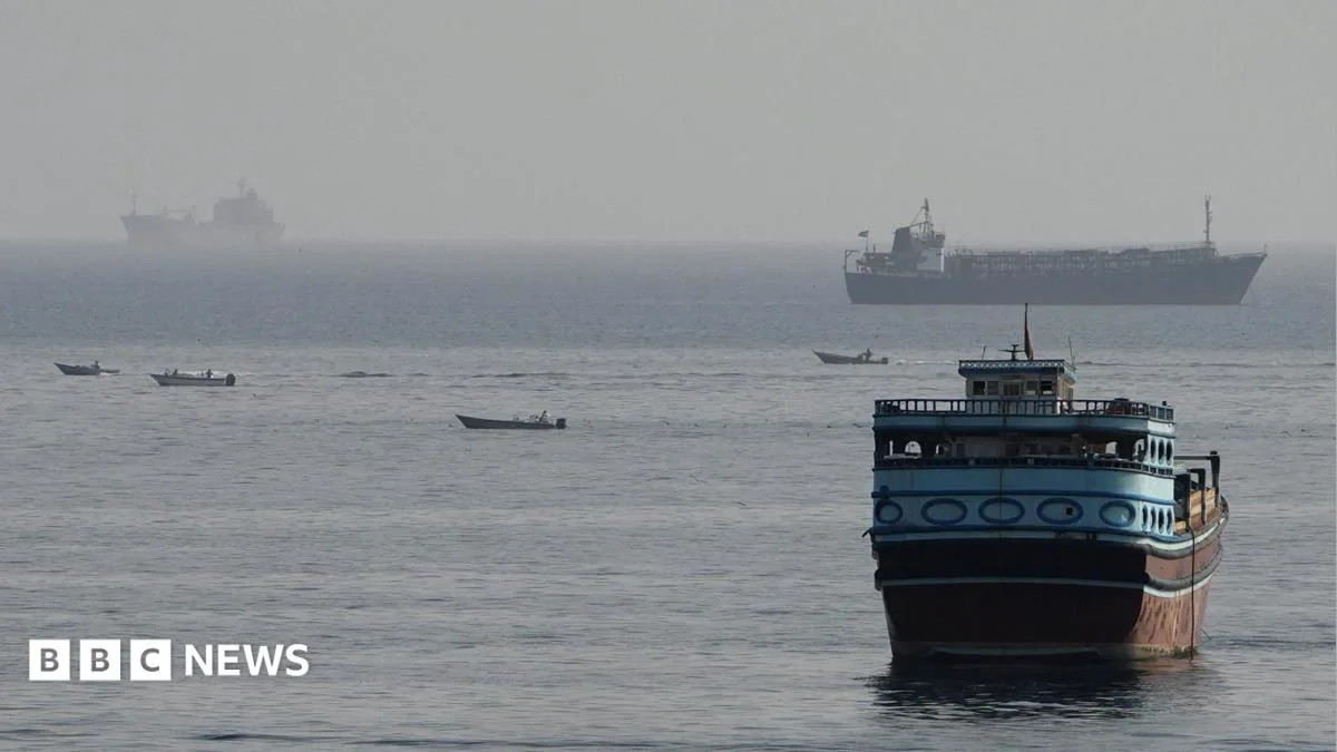 Strait of Hormuz Deal Nears Final Stage: Global Energy Markets Watch Iran and Oman