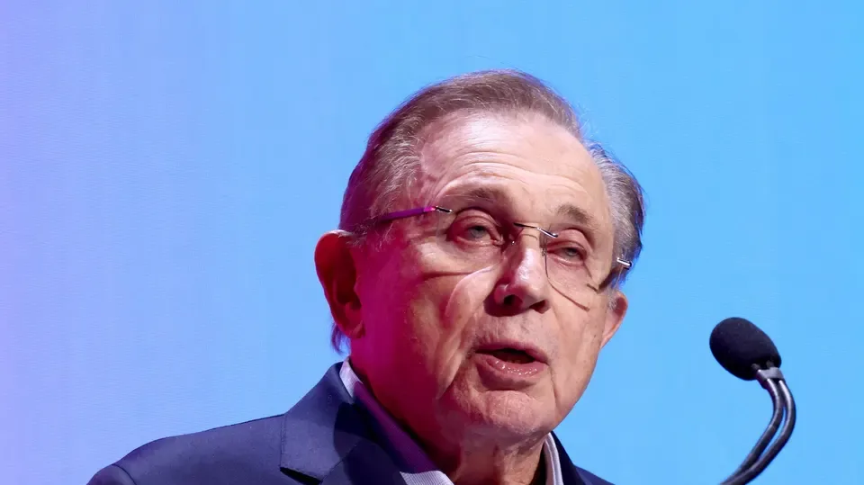Simon Family Real Estate Dispute: Herb Simon Sues Nephew's Family Over Secret Restructuring