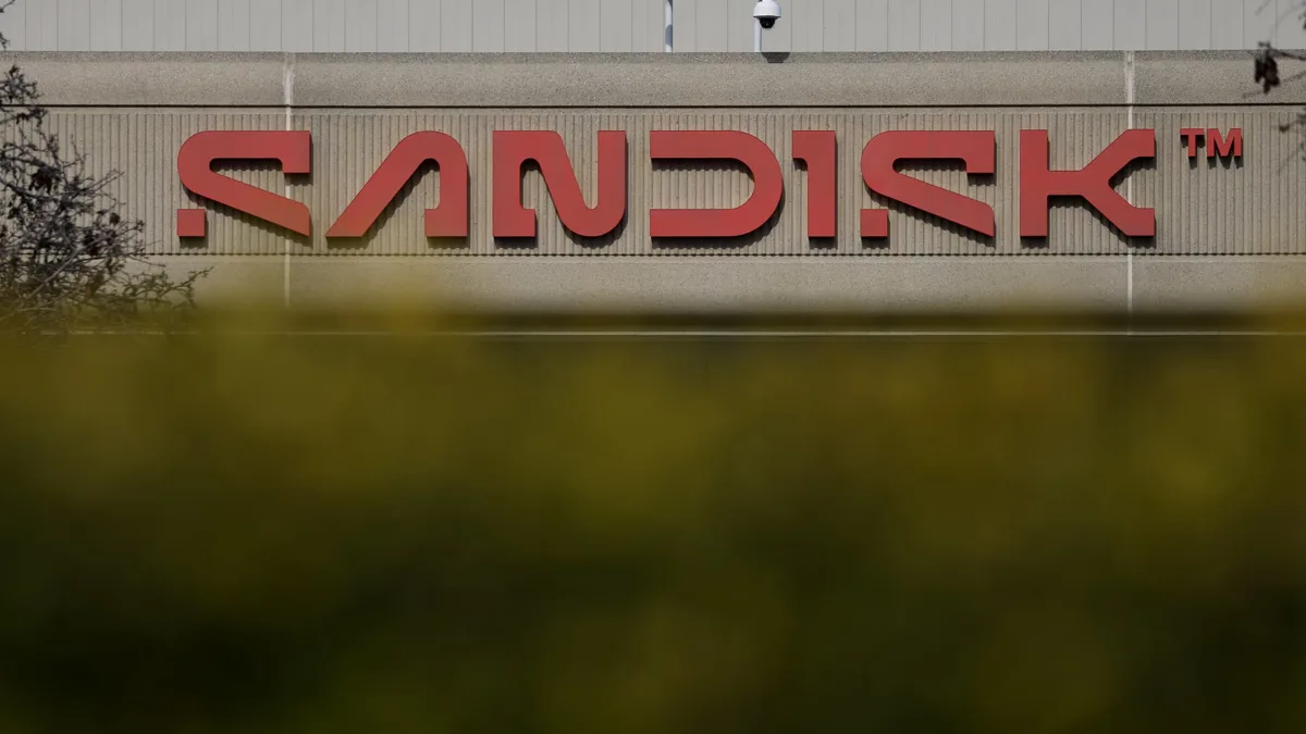 Piyasa Açılışı Öncesi Hareketli Hisseler: Alibaba, Intel ve SanDisk Öne Çıktı